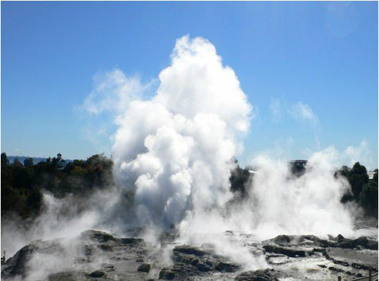 【關(guān)注領(lǐng)域】地?zé)崮茉磻?yīng)用淺析