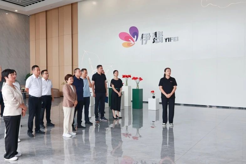 鄭州市副市長李鳳芝一行調(diào)研基泰園藝